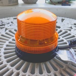 DC 12 volt auxiliary light
